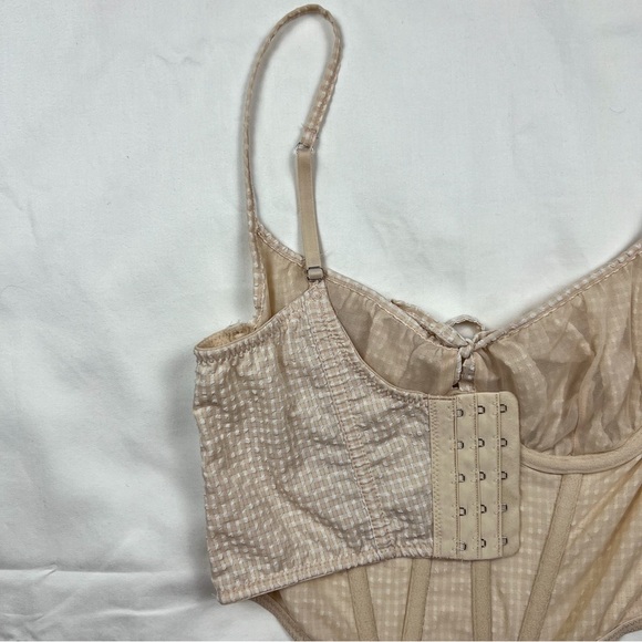 Urban Outfitters Out From Under Devon Seersucker Corset - Picture 6 of 8